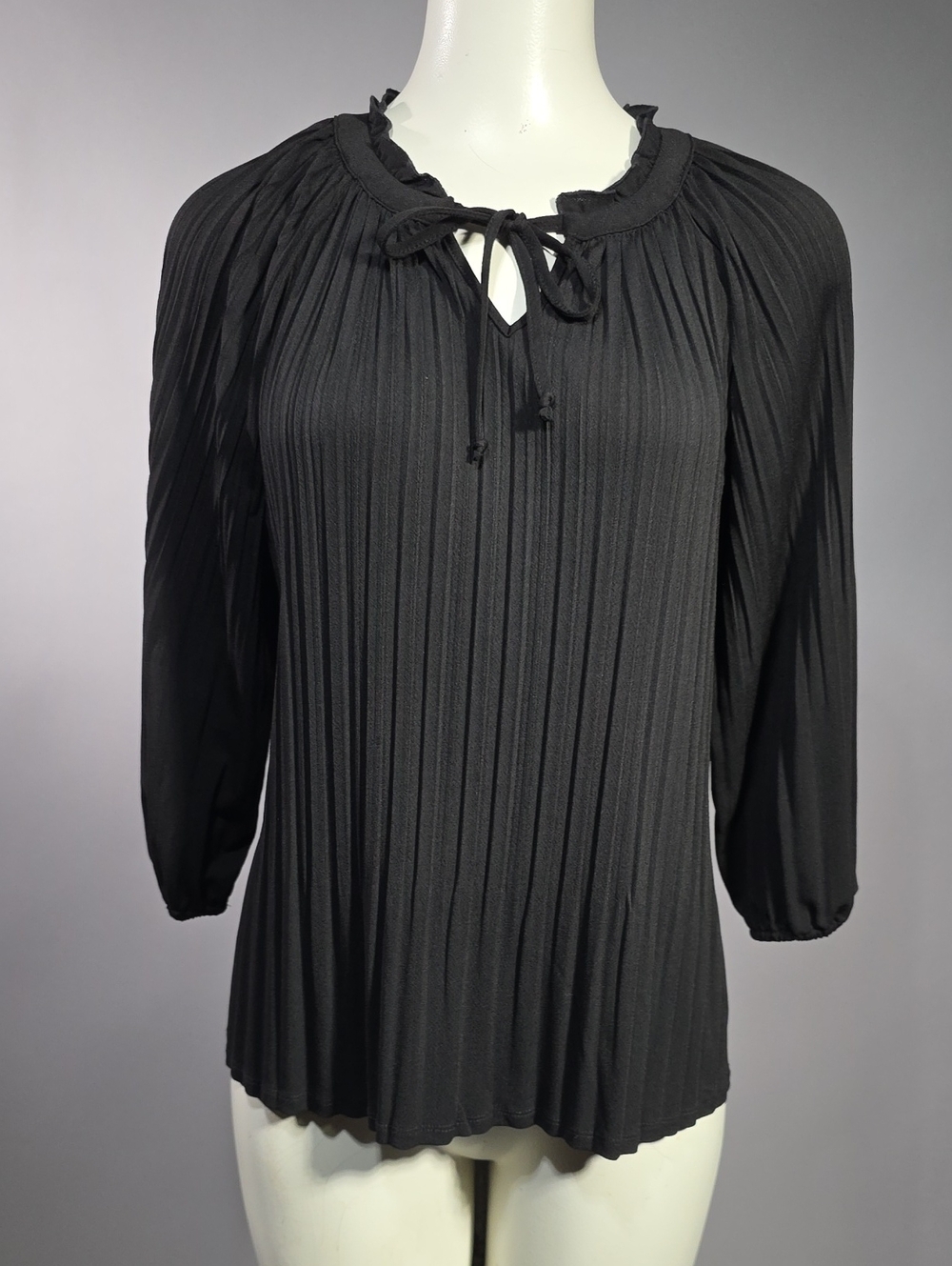 Investments Black Pleated Tie-Neck Blouse R15